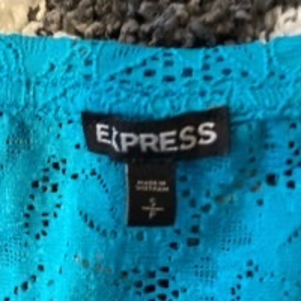 Top - Picture 4 of 5
